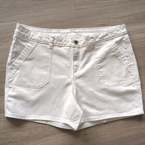 Liz Claiborne White Jean Shorts Summer Essential